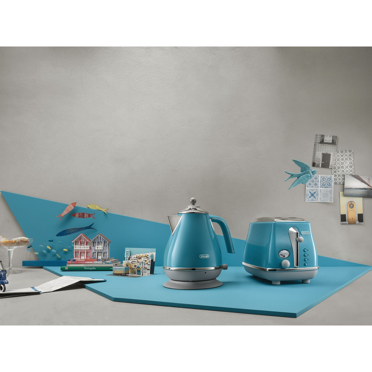 Delonghi Icona Capitals KettleLisbon Azure KBOC2001AZ Buy Online with Afterpay & ZipPay Bing Lee