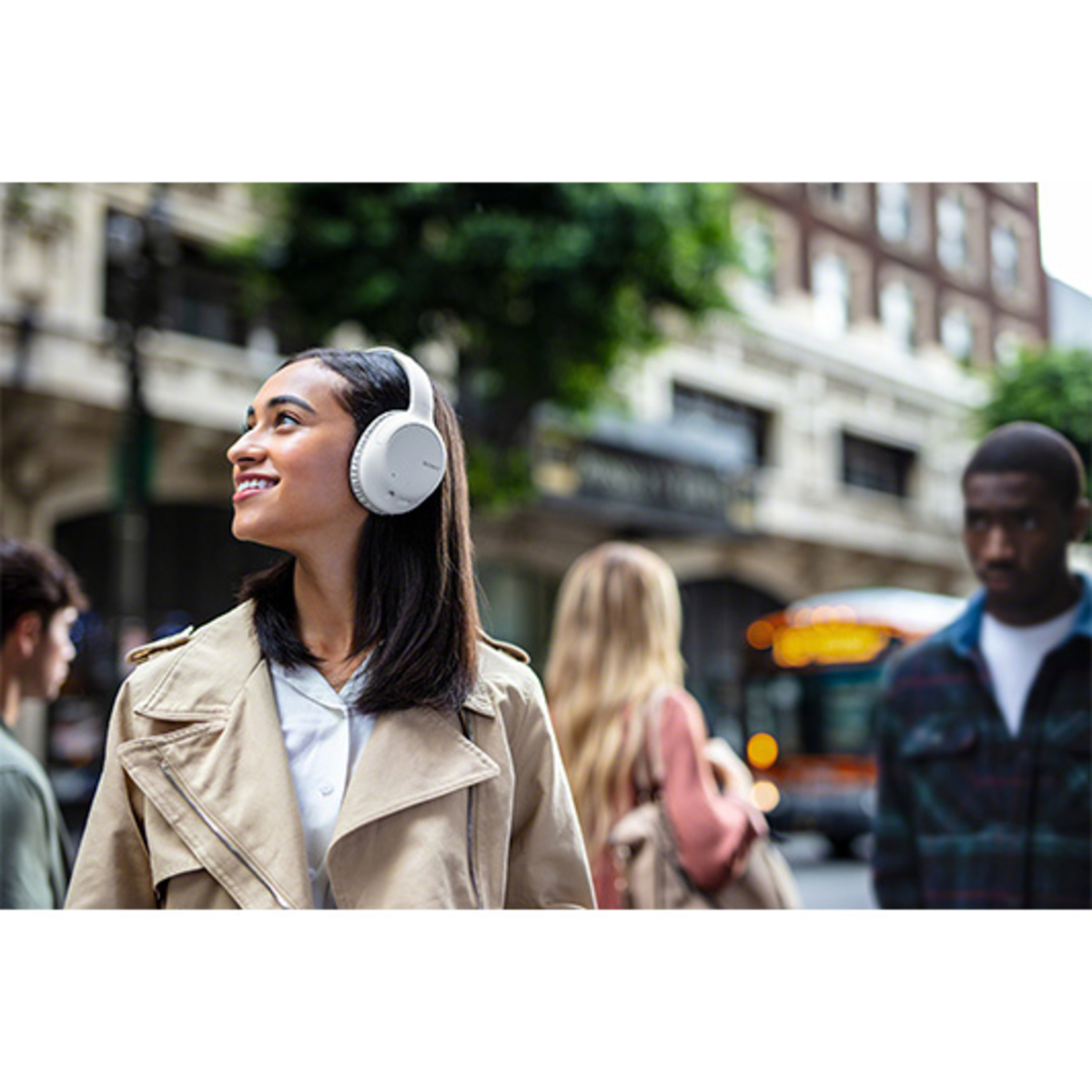Sony Wireless Noise Cancelling HeadphonesWhite WHCH710NW - Buy Online with  Afterpay \u0026 ZipPay - Bing Lee
