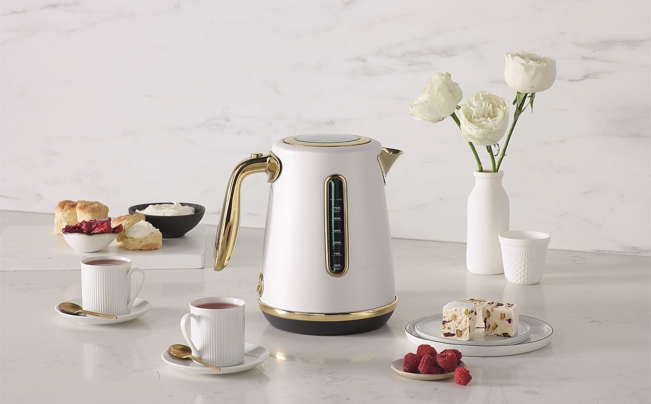 Breville the Soft Top® Luxe Kettle Sea Salt Brass BKE735SSB. Buy