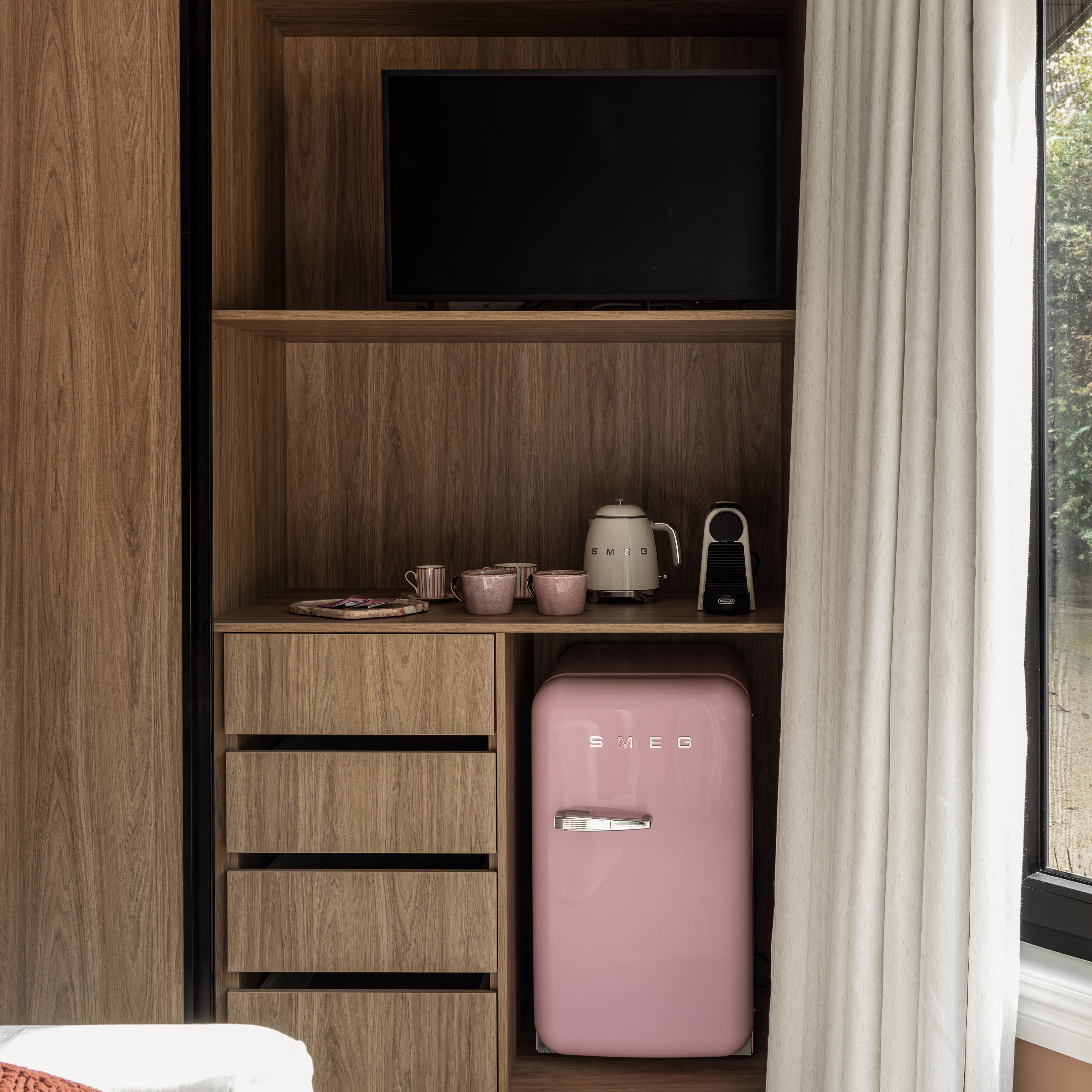 Holiday Home Makeover - Image 2