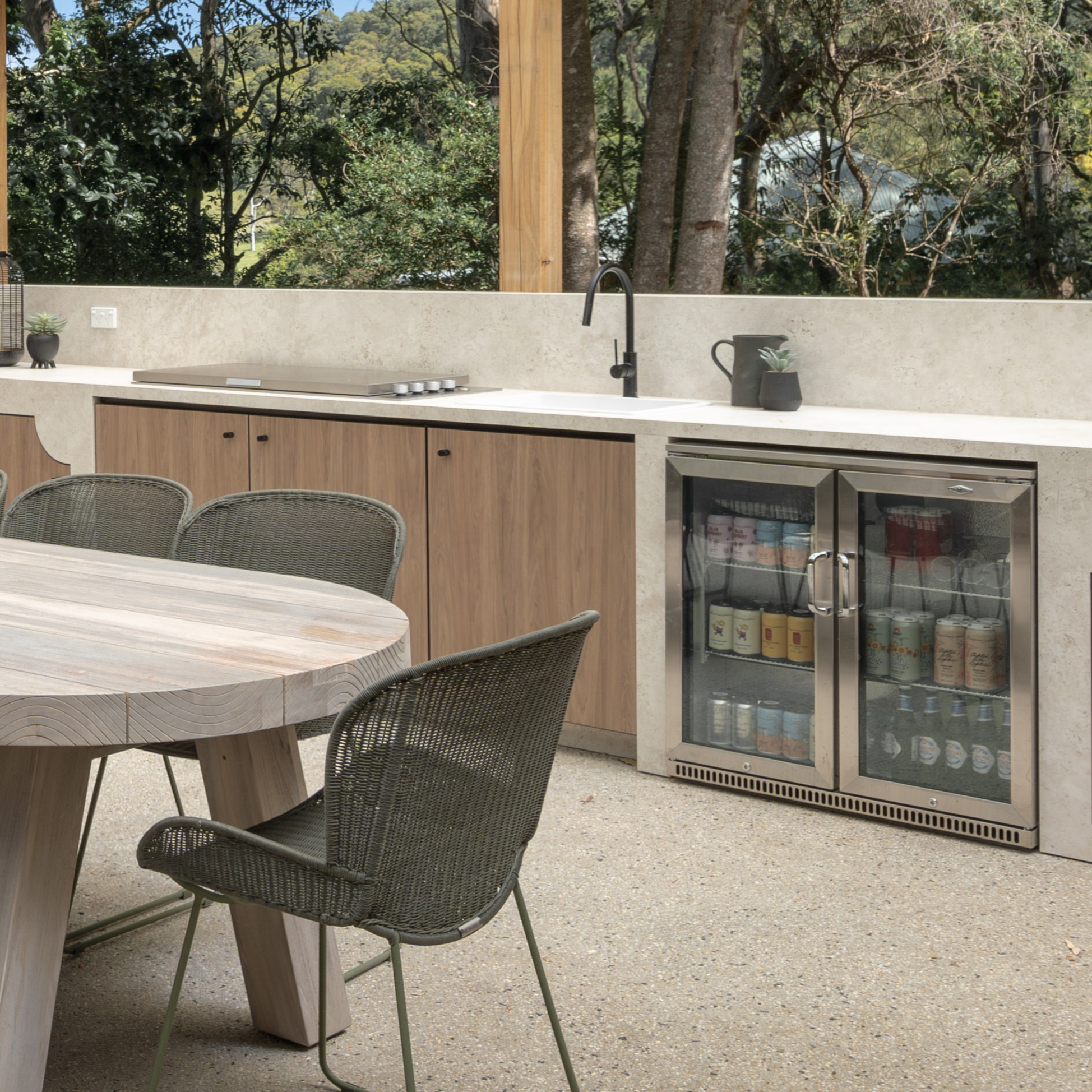 Holiday Home Makeover - Image 4