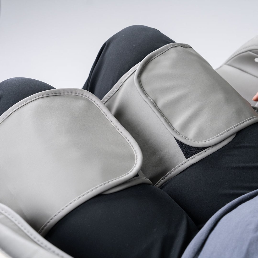 Lifespan Fitness Regen8 LuxCloud Air - Zero Gravity Heated Massage Chair RGMC-LCAIR