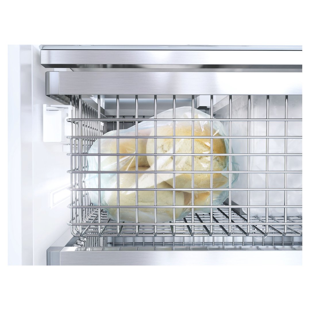 Miele 304L Fully Integrated MasterCool Freezer with Plumbed-In Ice/Water Dispenser F2671VI