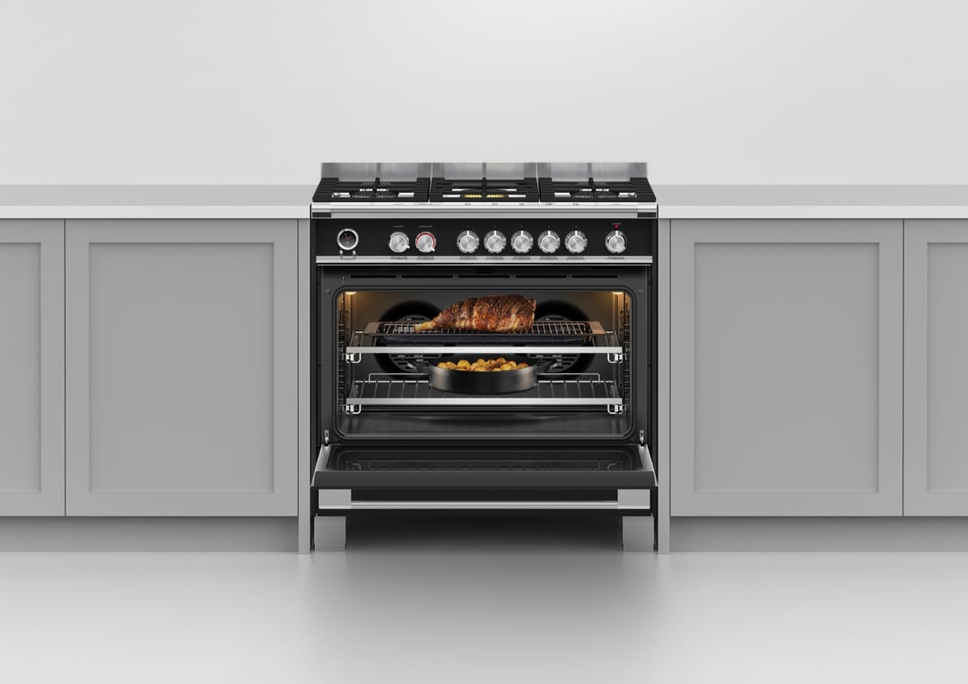 Fisher & Paykel 90cm Series 9 Classic 5 Burner Dual Fuel Pyrolytic Cooker OR90SCG6B1