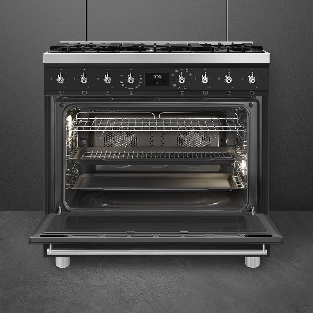 Smeg 90cm 6 Burner Classic Freestanding Pyrolytic Cooker Matte Black CSP9GMMBA2