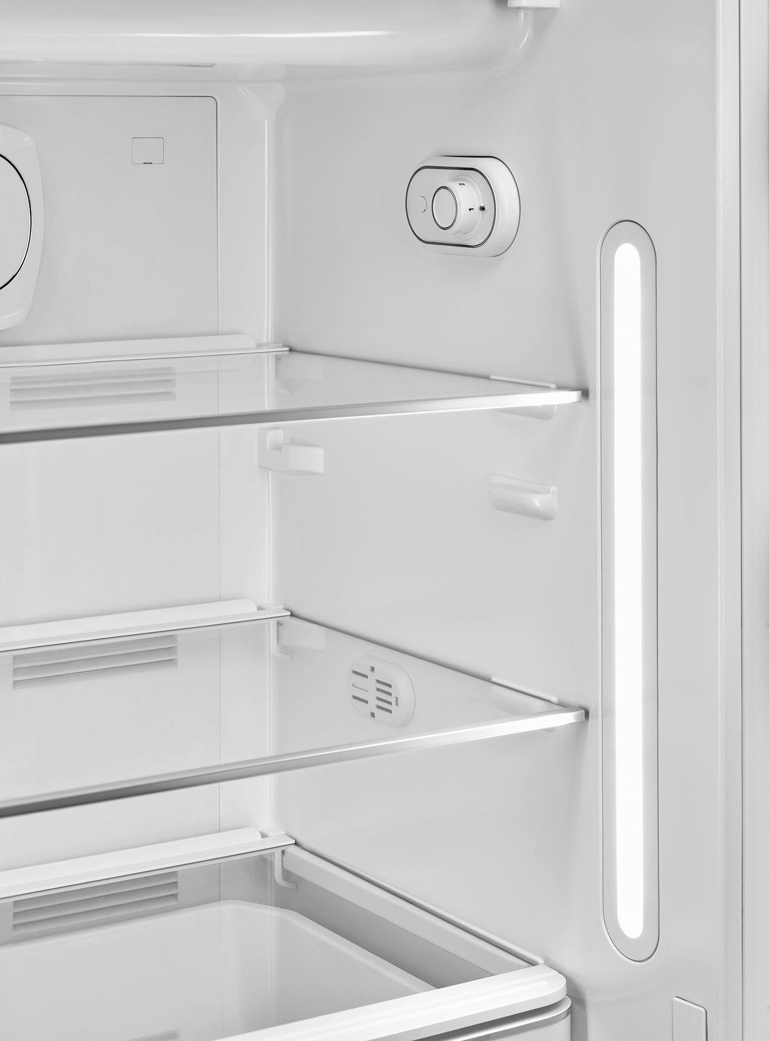 Smeg FAB 28 50’S Style Retro Refrigerator, Right Hand - White FAB28RWH5AU