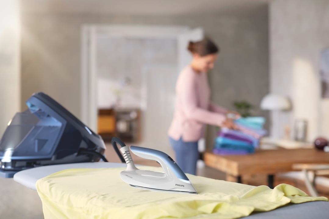 Philips PerfectCare 8000 Series Steam Generator PSG8030/25
