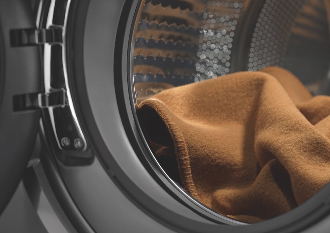 Fisher & Paykel 18kg + 10kg Series 9 Front Loader Washer Dryer Combi WD1871HG1