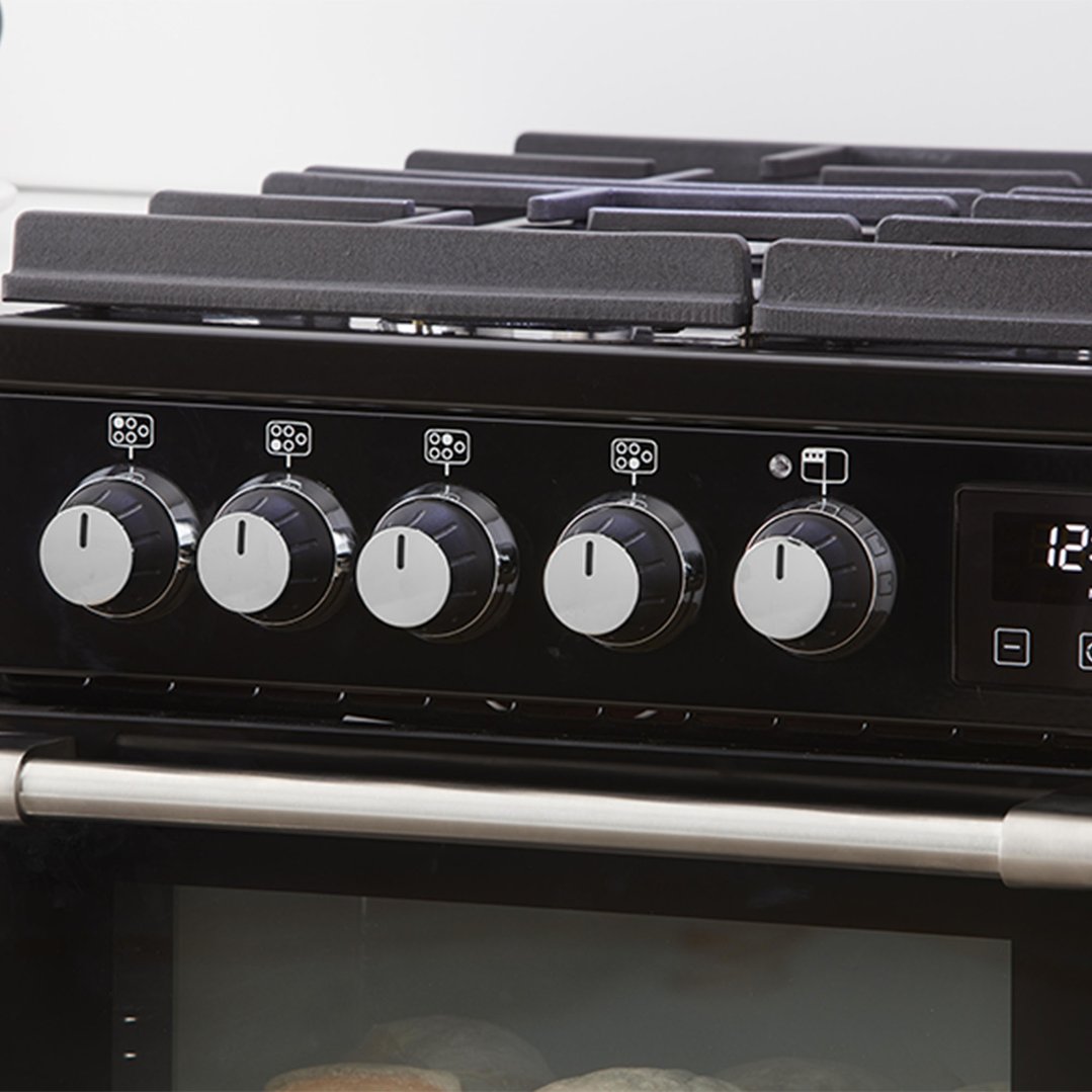 Belling CookCentre Deluxe 90cm Gas-Through-Glass Range Cooker - Black. BCC900GTGB