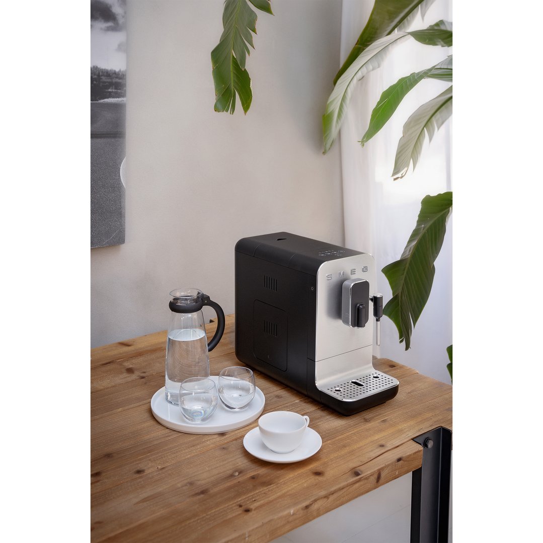 Smeg Bean to Cup Coffee Machine - Black Matte BCC12BLMAU
