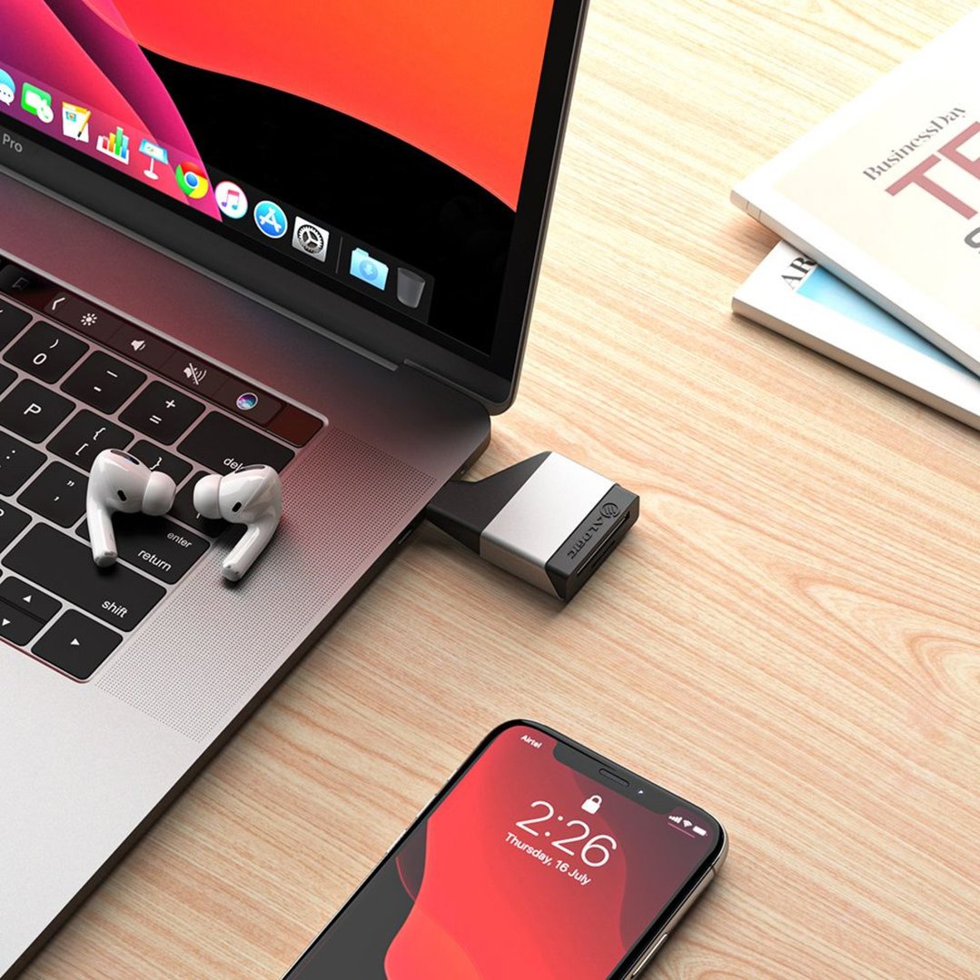 Alogic Ultra Mini USB-C to SD & Micro SD Card Reader Adapter ULCSDMN-SGR