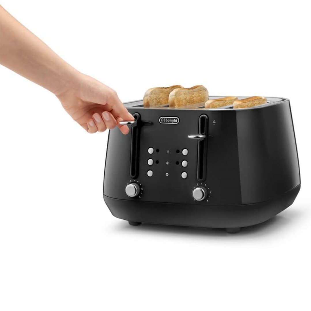 Delonghi Eclettica 4 Slice Toaster - Bold Black CTY4003BK