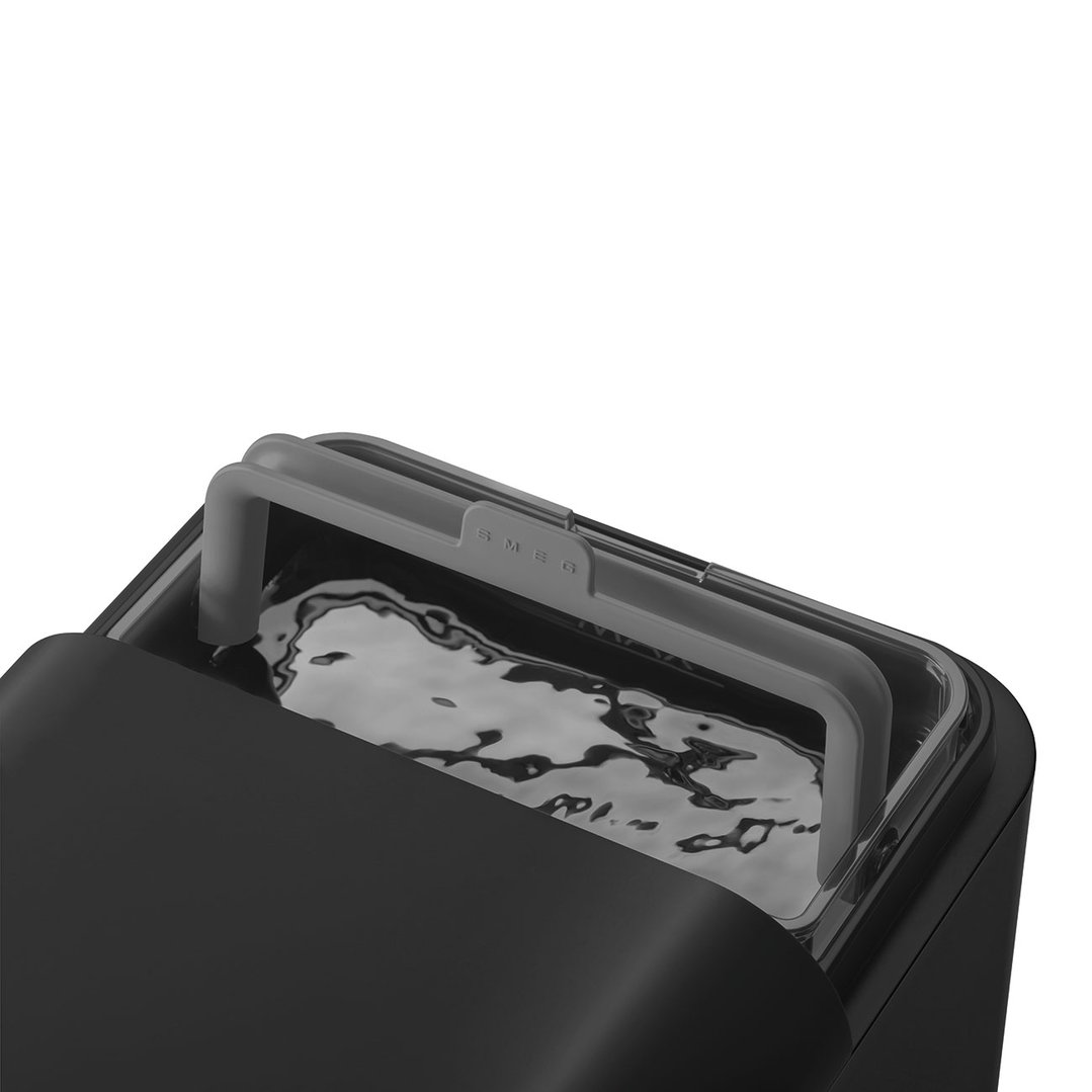 Smeg Bean to Cup Coffee Machine - Black Matte BCC12BLMAU