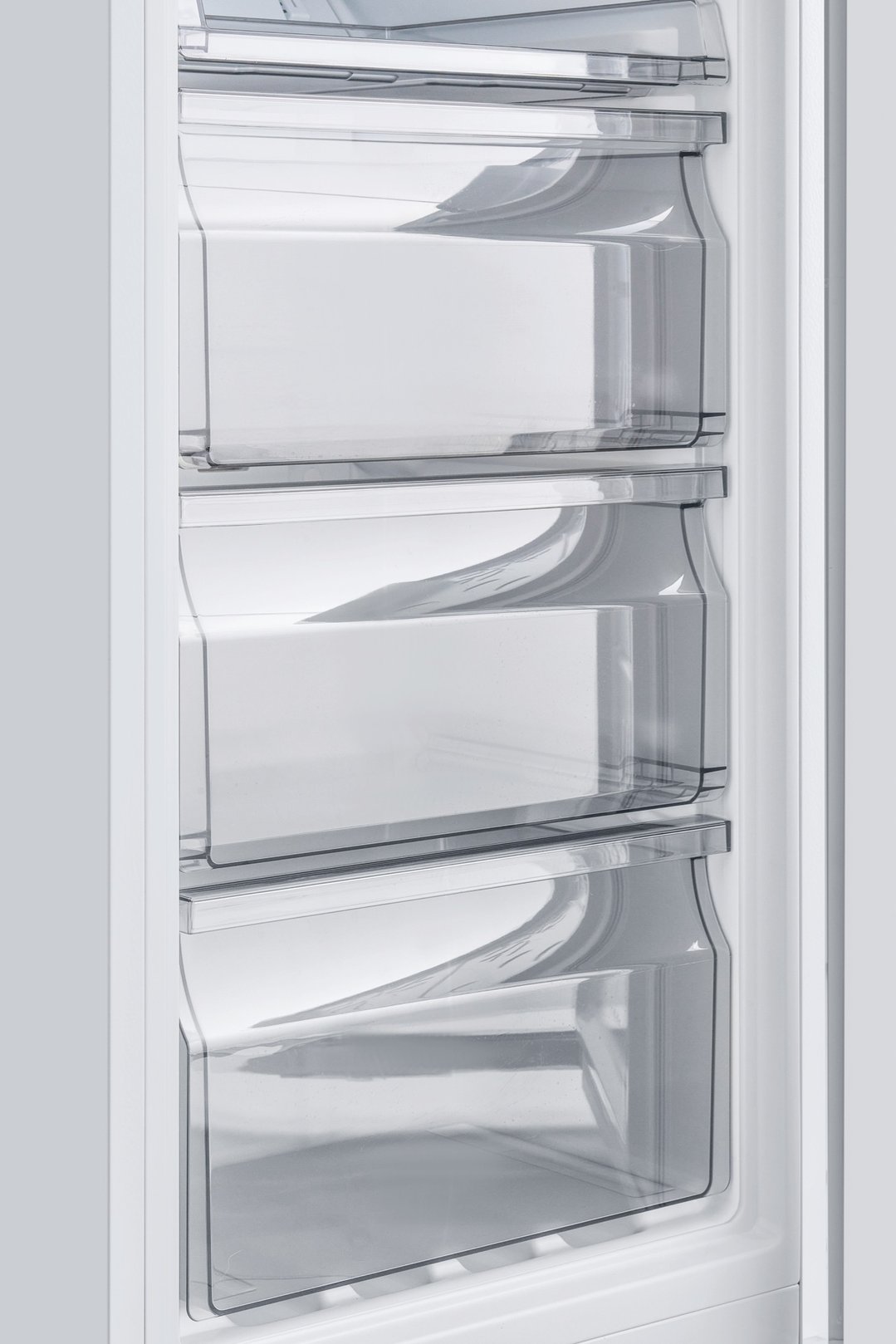 Chiq 93 Litres Hybrid Frost Free Upright Freezer CSH093NW