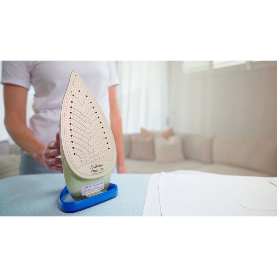 Sunbeam ProSteam® Breeze Iron SRC4800