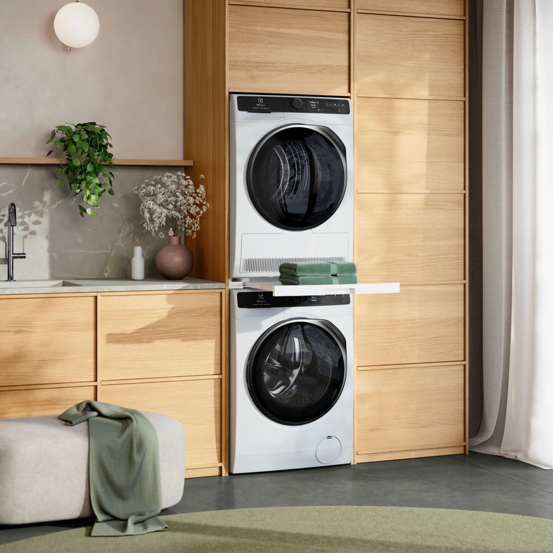 Electrolux 12kg UltimateCare 900 Front Load Washing Machine White EWF1242R9WCS