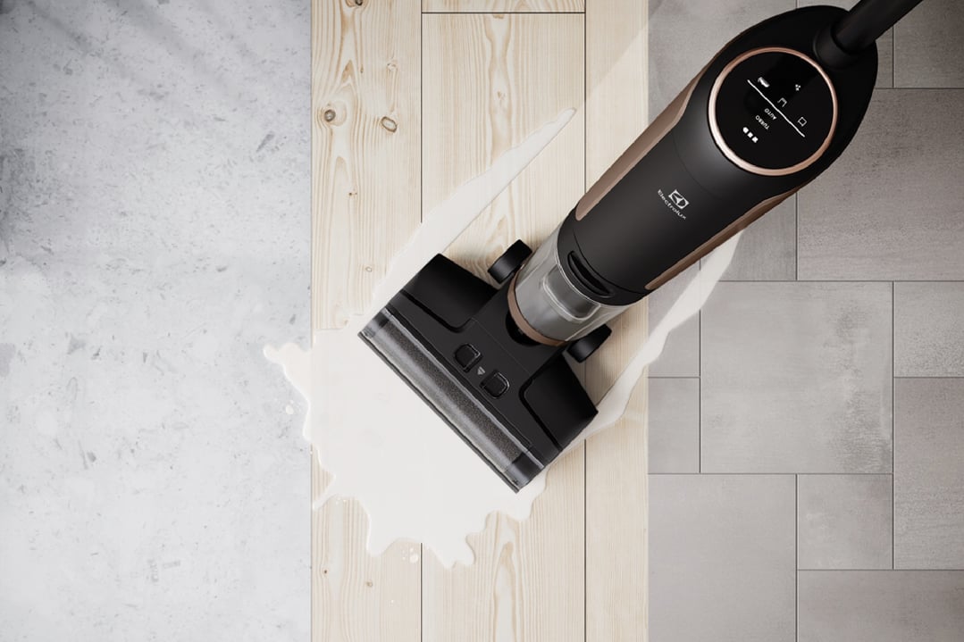 Electrolux UltimateHome 700 Wet & Dry Vacuum EFW71711