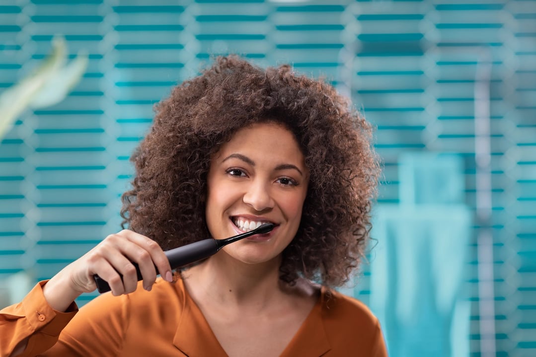 Philips Sonicare DiamondClean 9000 Electric Toothbrush, Black with A3 brush head HX9914/75