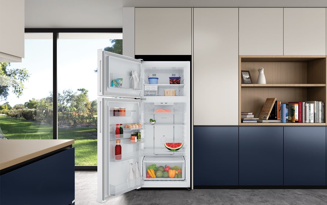 Westinghouse 431L Top Mount Fridge Right Hinged - White WTM4302WD-R