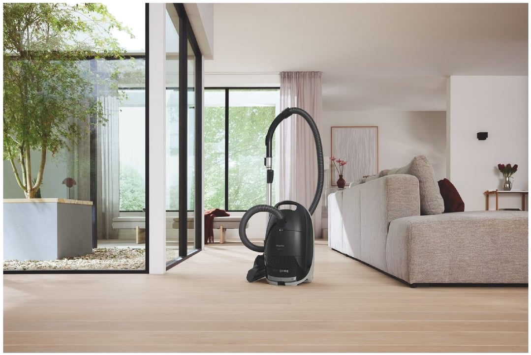 Miele Guard M1 Cat & Dog Vacuum Cleaner Obsidian Black 12697120