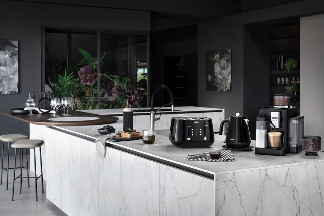 Delonghi Rivelia (Onyx Black) Fully Automatic Coffee Machine EXAM44055B