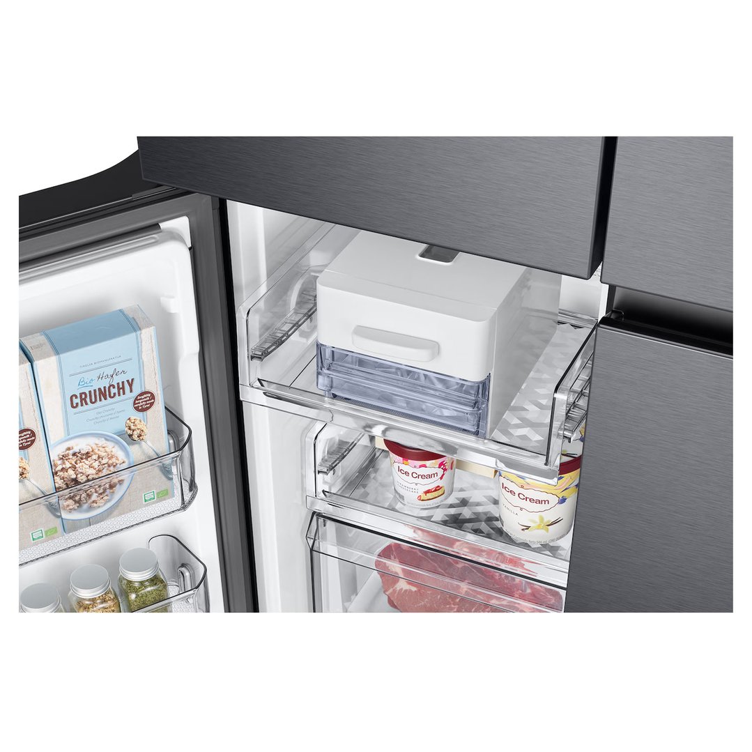 Samsung 649L 4-Door French Door Refrigerator - Black SRF7100B