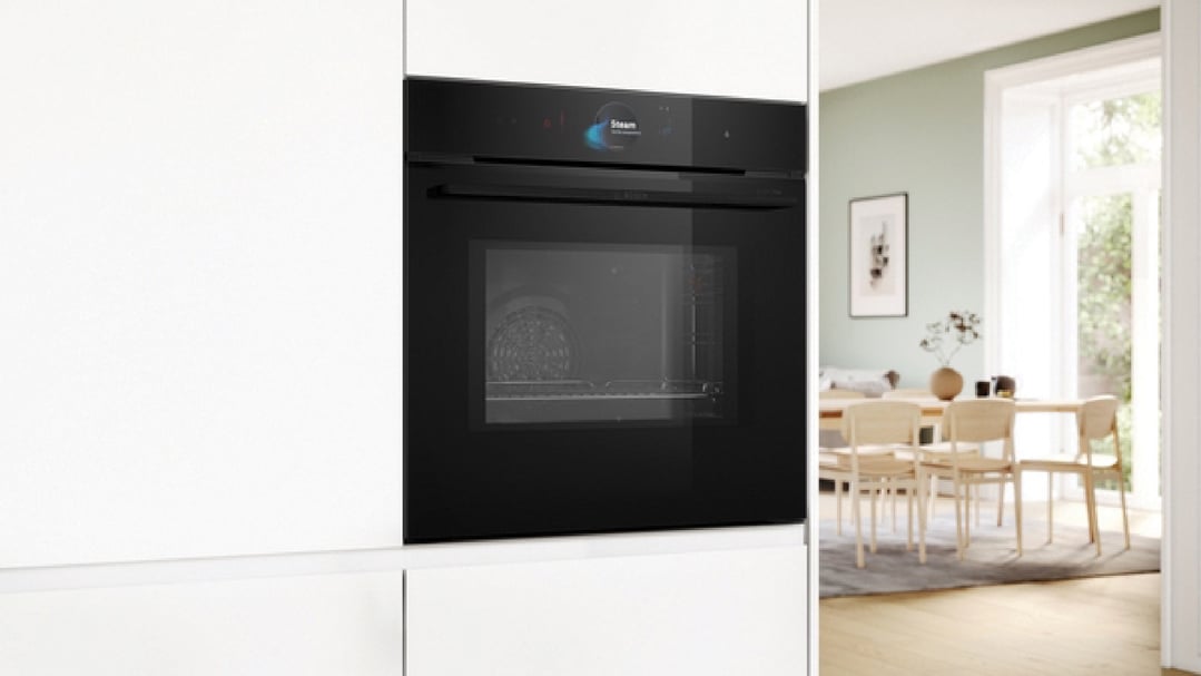 Built-in Bosch oven with microwave and steam in a modern kitchen setting