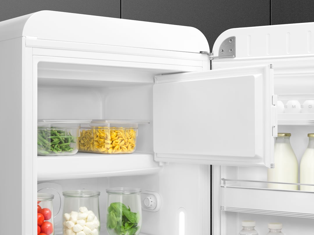 Smeg FAB 28 50’S Style Retro Refrigerator, Right Hand - White FAB28RWH5AU