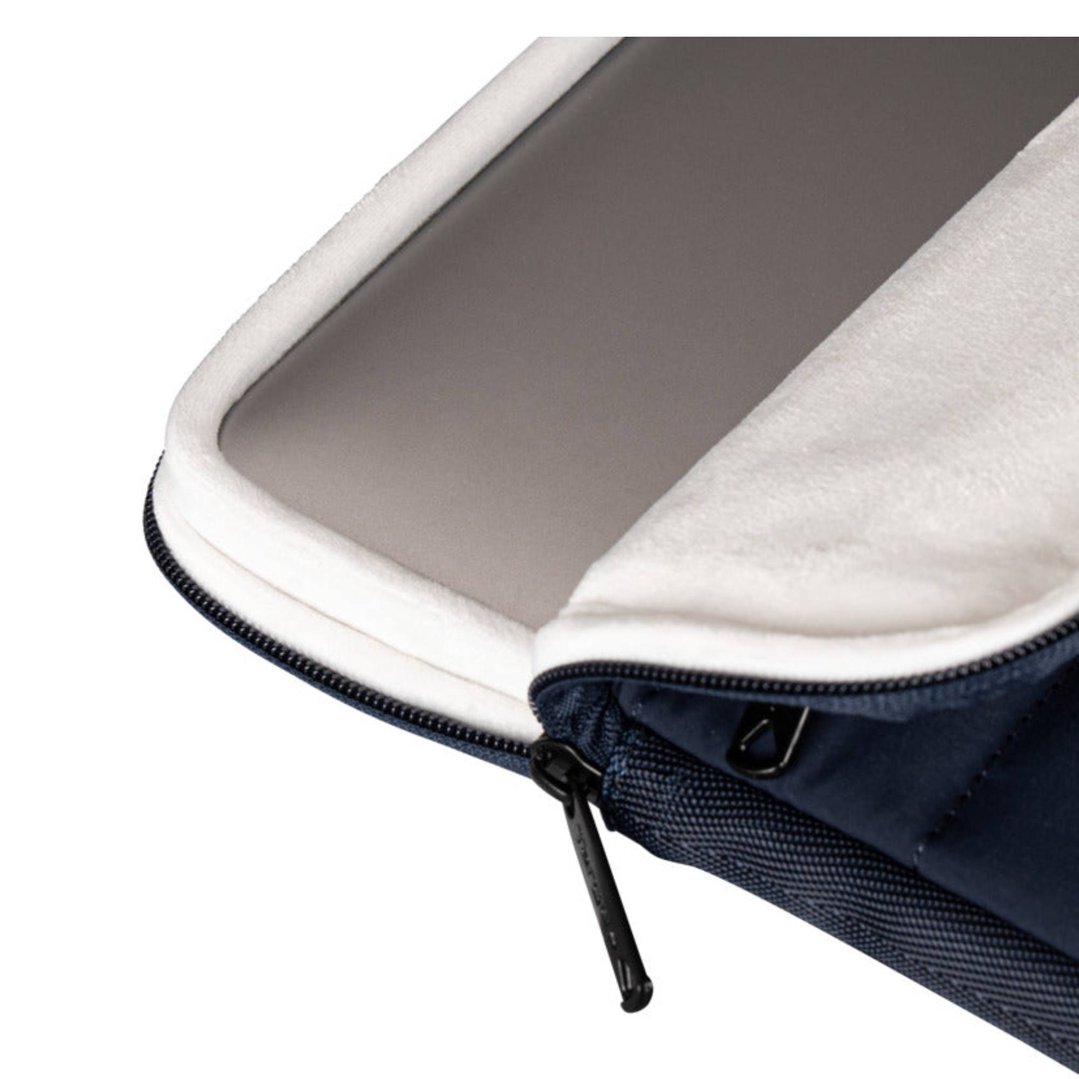 Targus 13-14” Puffer Laptop Sleeve - Midnight Blue TBS97602GL