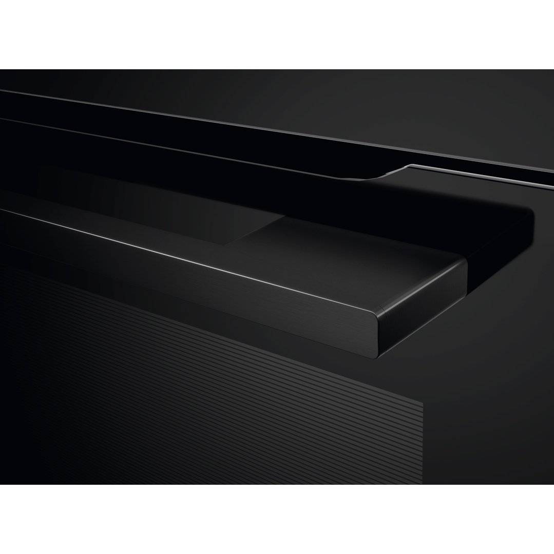 Electrolux 60cm Pyrolytic Oven with SteamBake, Black - 500 Series EVEP6615DF