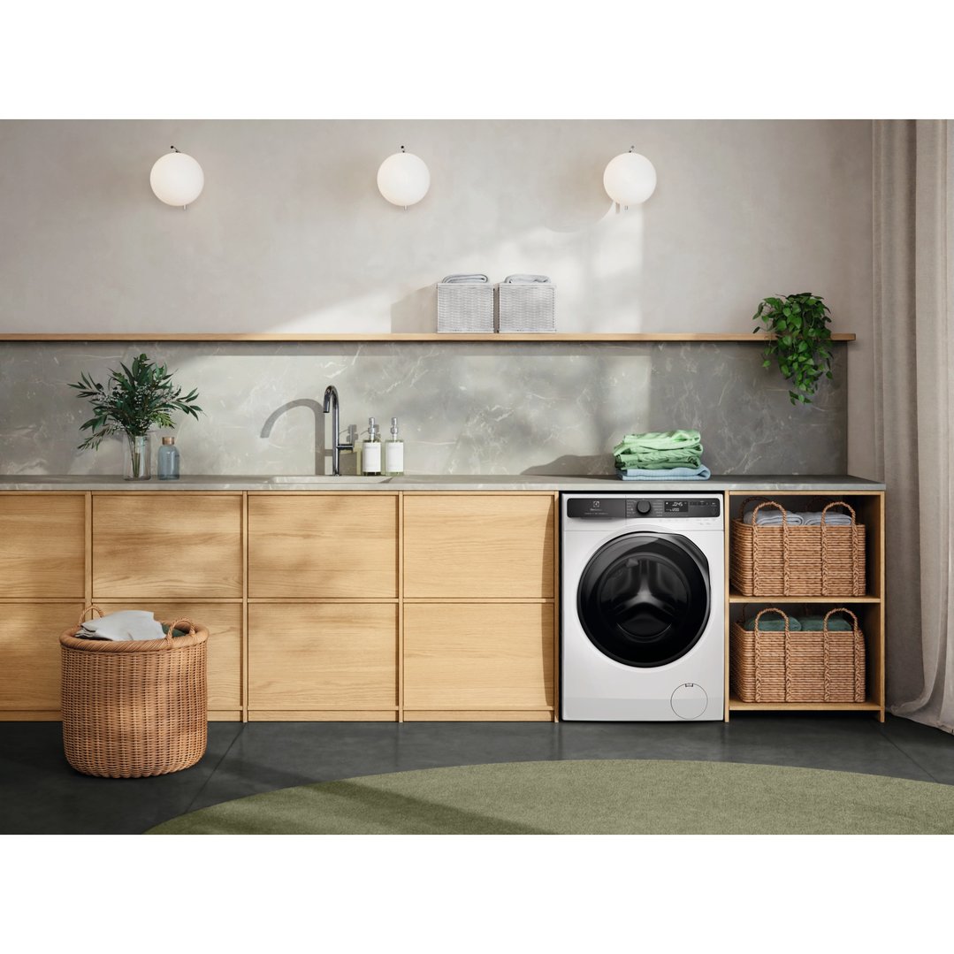Electrolux 12kg UltimateCare 700 Front Load Washing Machine White EWF1243R7WCS