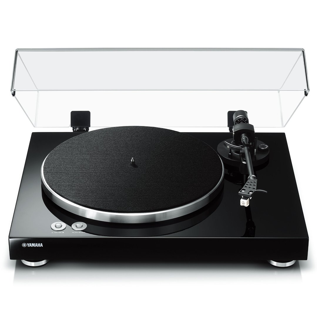 Yamaha Belt Drive Turntable - Black. TTS-303B