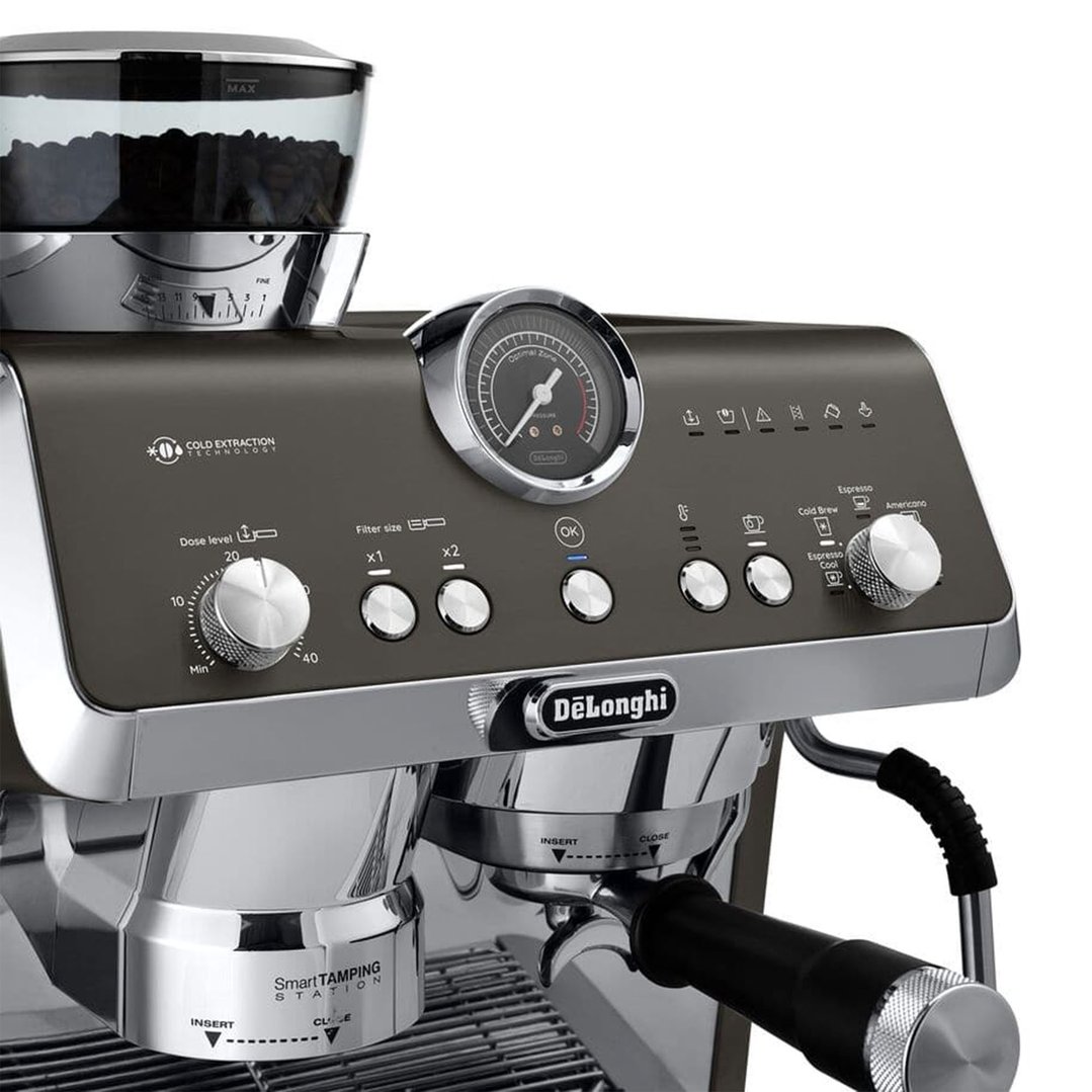 Delonghi La Specialista Opera Manual Coffee Machine - Black EC9555BK