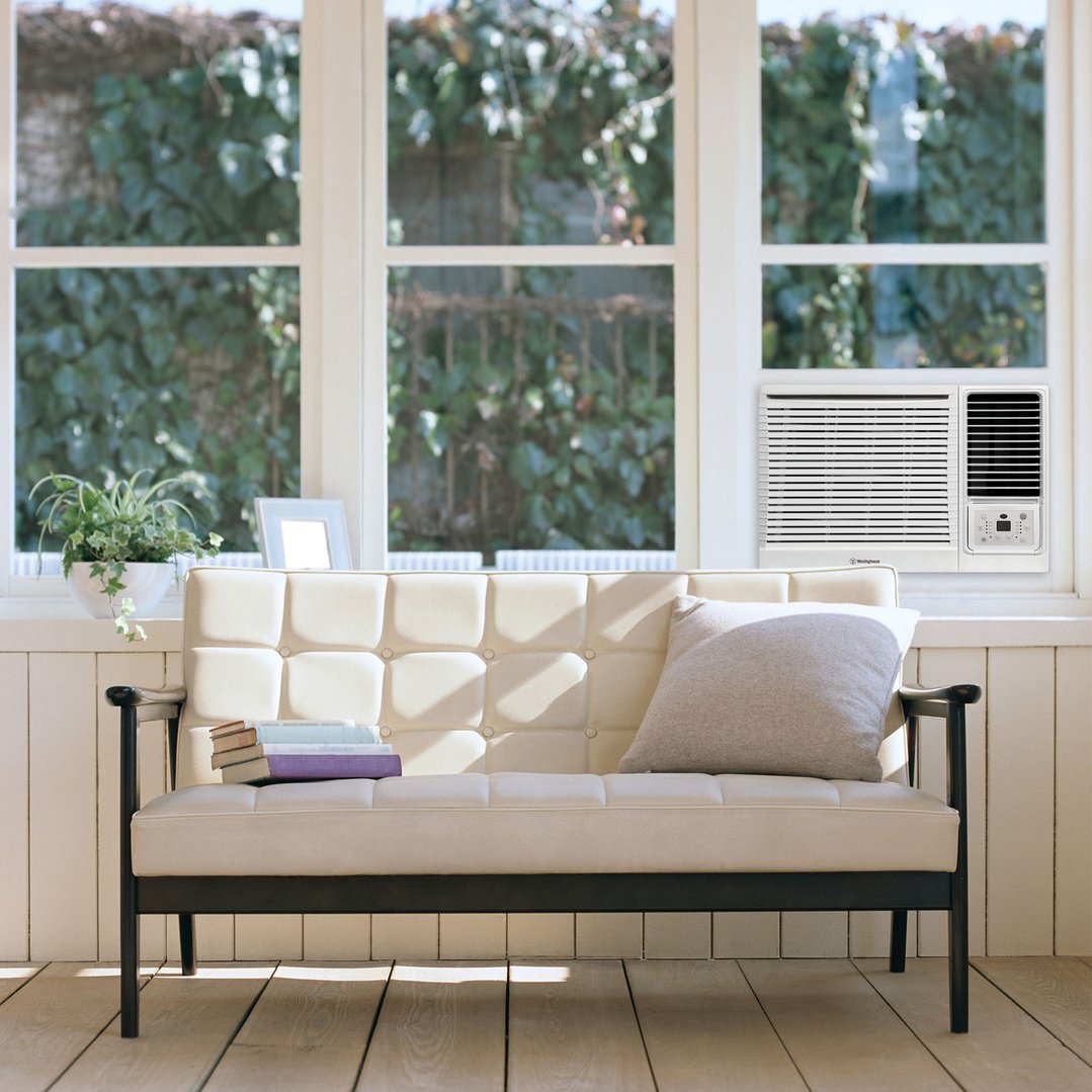 Westinghouse 2.4/2.8KW Window/Wall Reverse Cycle Air Conditioner WWH27HWA