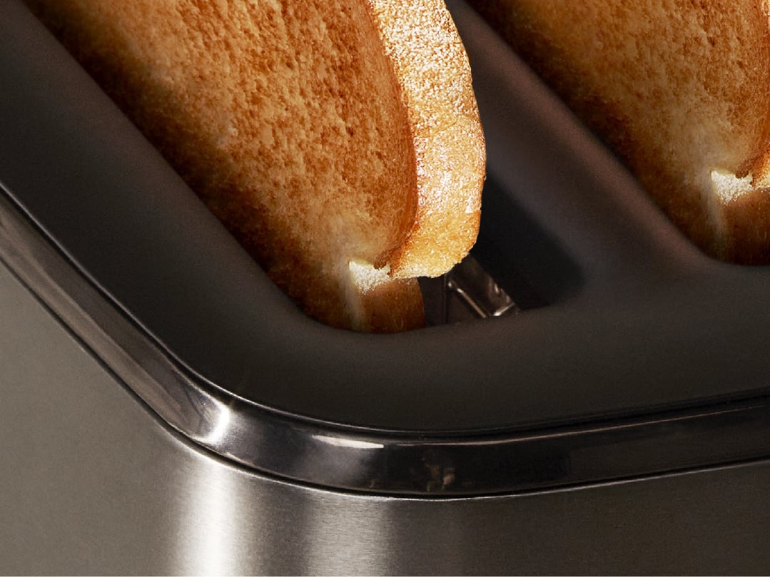 Breville the Eye Q 850 Auto 2 Slice Toaster - Black Truffle BTA850BTR
