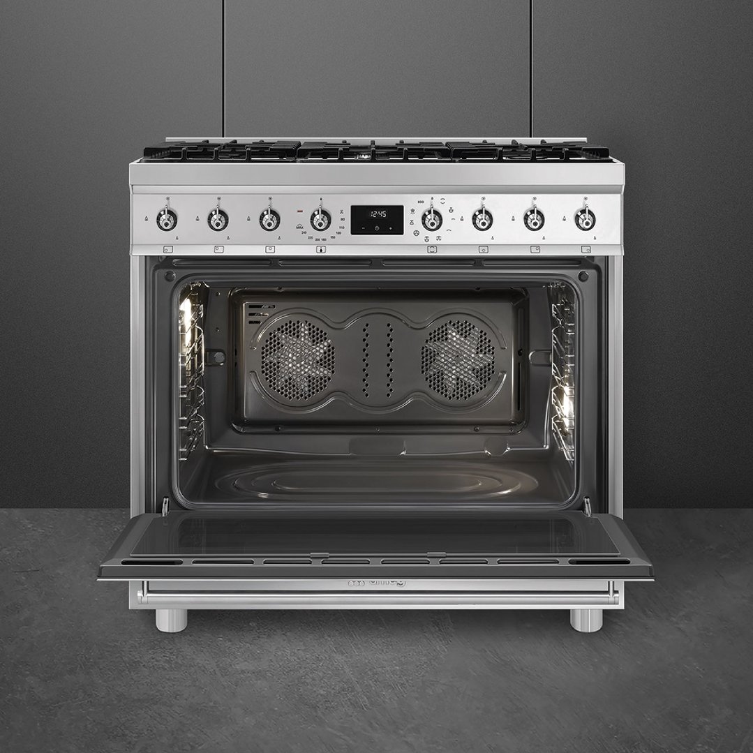 Smeg 90cm 6 Burner Classic Freestanding Pyrolytic Cooker Stainless Steel CSP9GMXA2