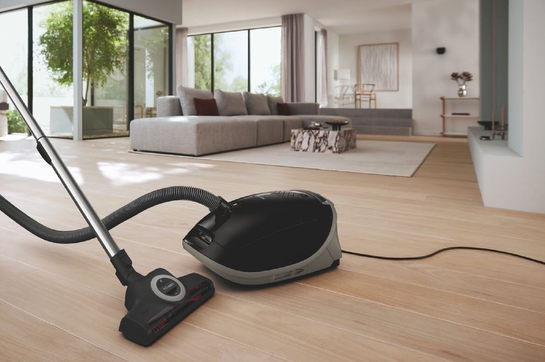 Miele Guard M1 Cat & Dog Vacuum Cleaner Obsidian Black 12697120