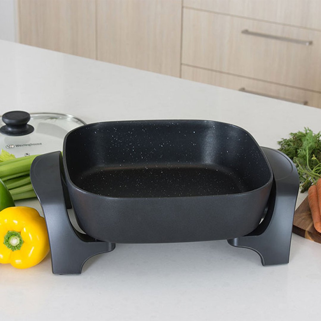 Westinghouse Black Electric Fry Pan. WHEF02K