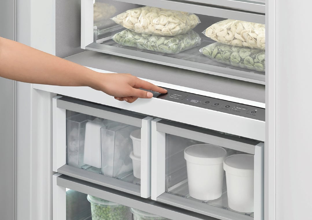 Fisher & Paykel Series 11 Integrated Column Freezer, 76cm, Ice RS7621FLJK1