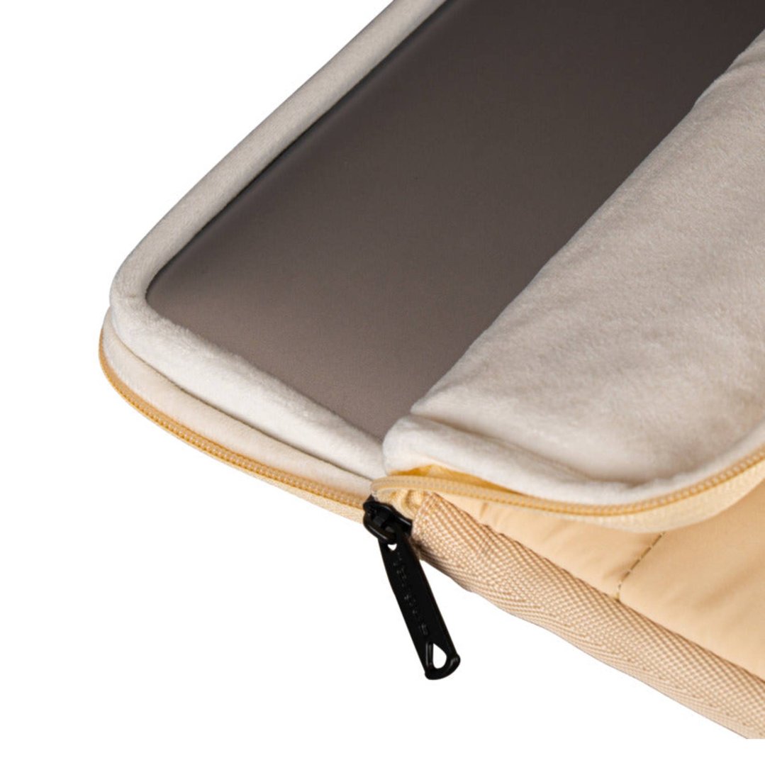 Targus 13-14” Puffer Laptop Sleeve - Beige TBS97613GL
