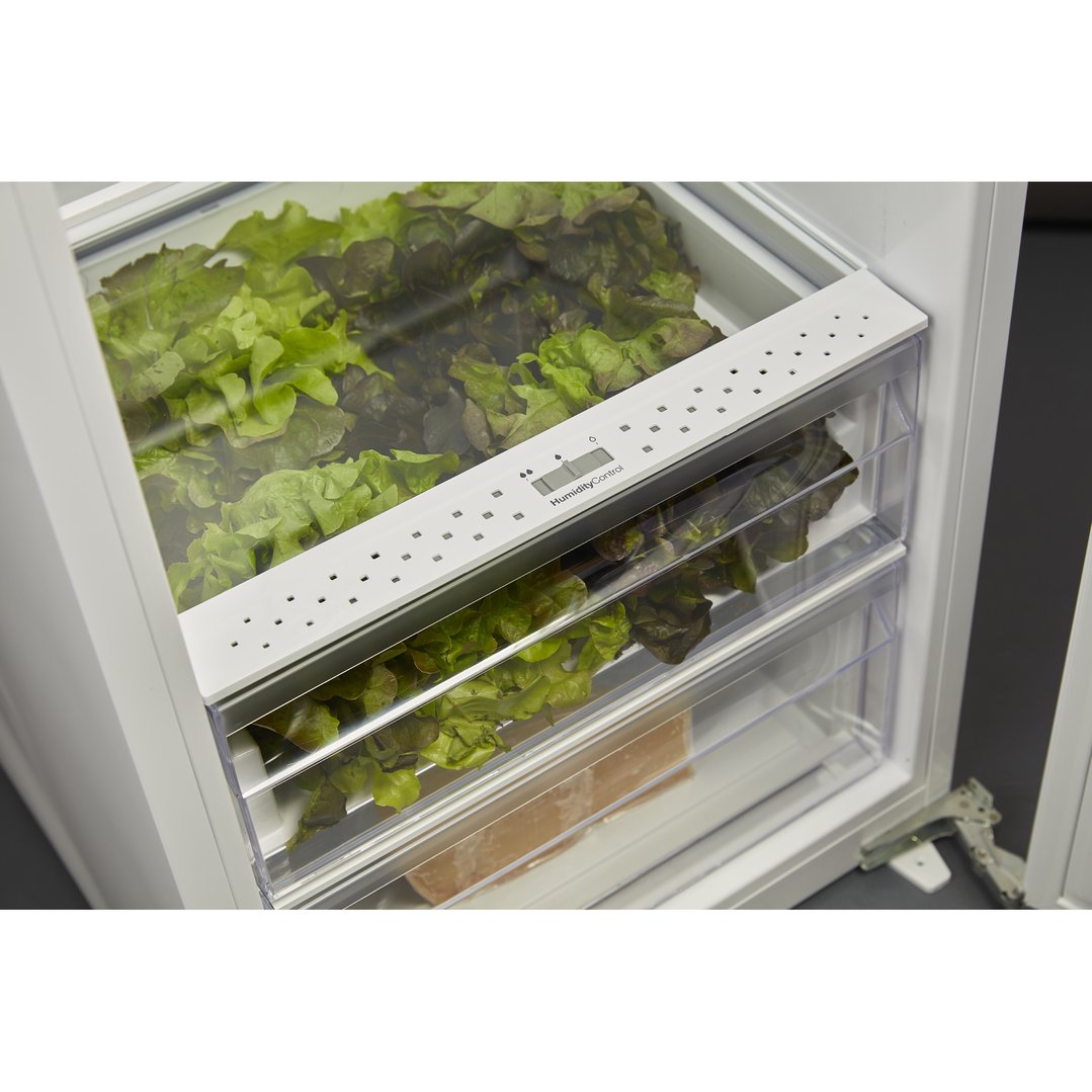Smeg 294L Fully Integrated Refrigerator SABI303FR