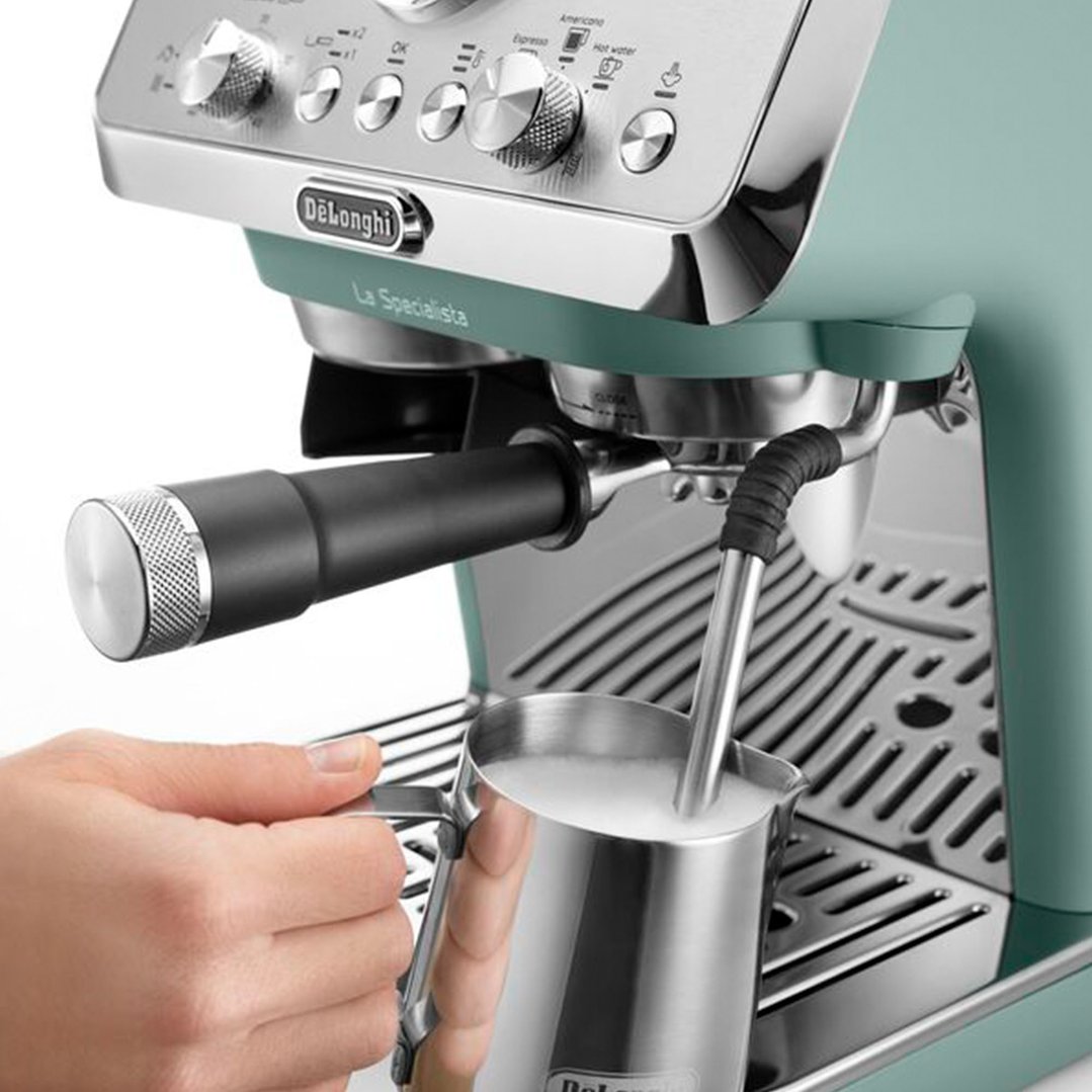 Delonghi La Specialista Arte Manual Coffee Machine Green EC9155GR