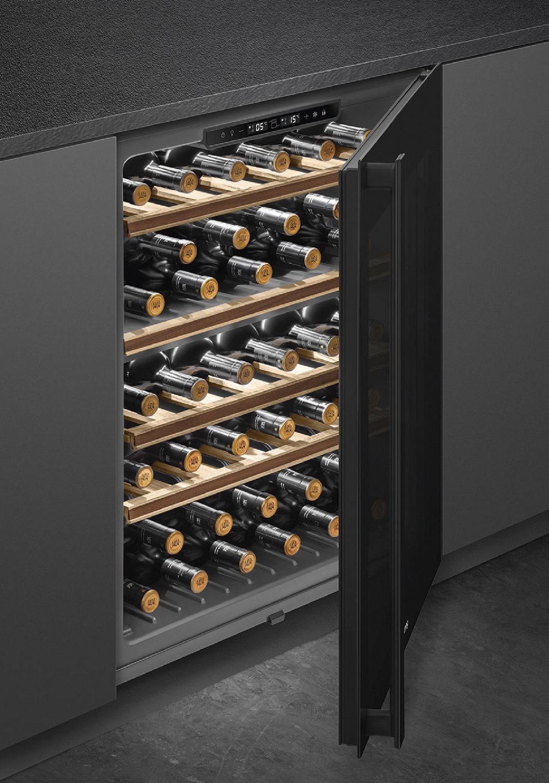 Smeg 38 Bottle Built-in Wine Cooler Dolce Stil Novo Aesthetic Right-Hinged CVI638RN3