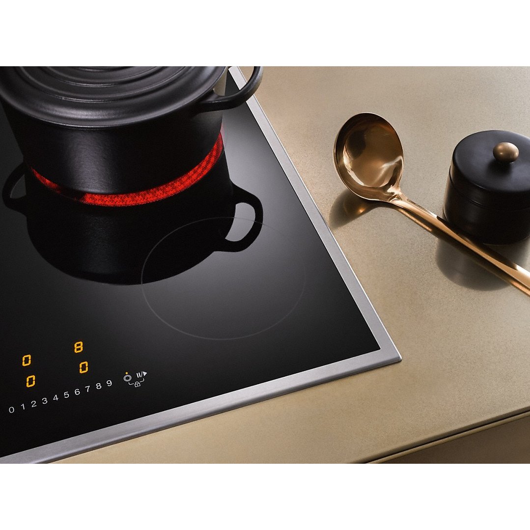 Miele 57cm Electric Cooktop with 4 Cooking Zones Ceramic Glass KM6520
