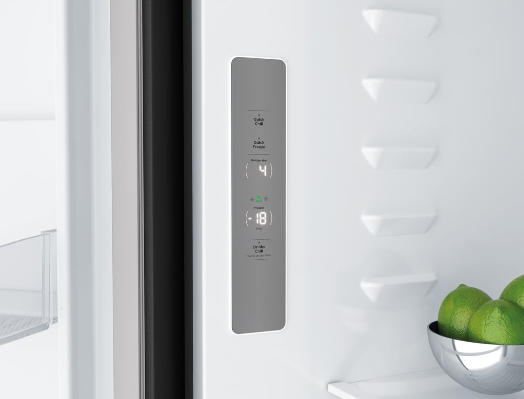 Westinghouse 564L Quad Door Fridge - Matte Charcoal Black WQE5600BB