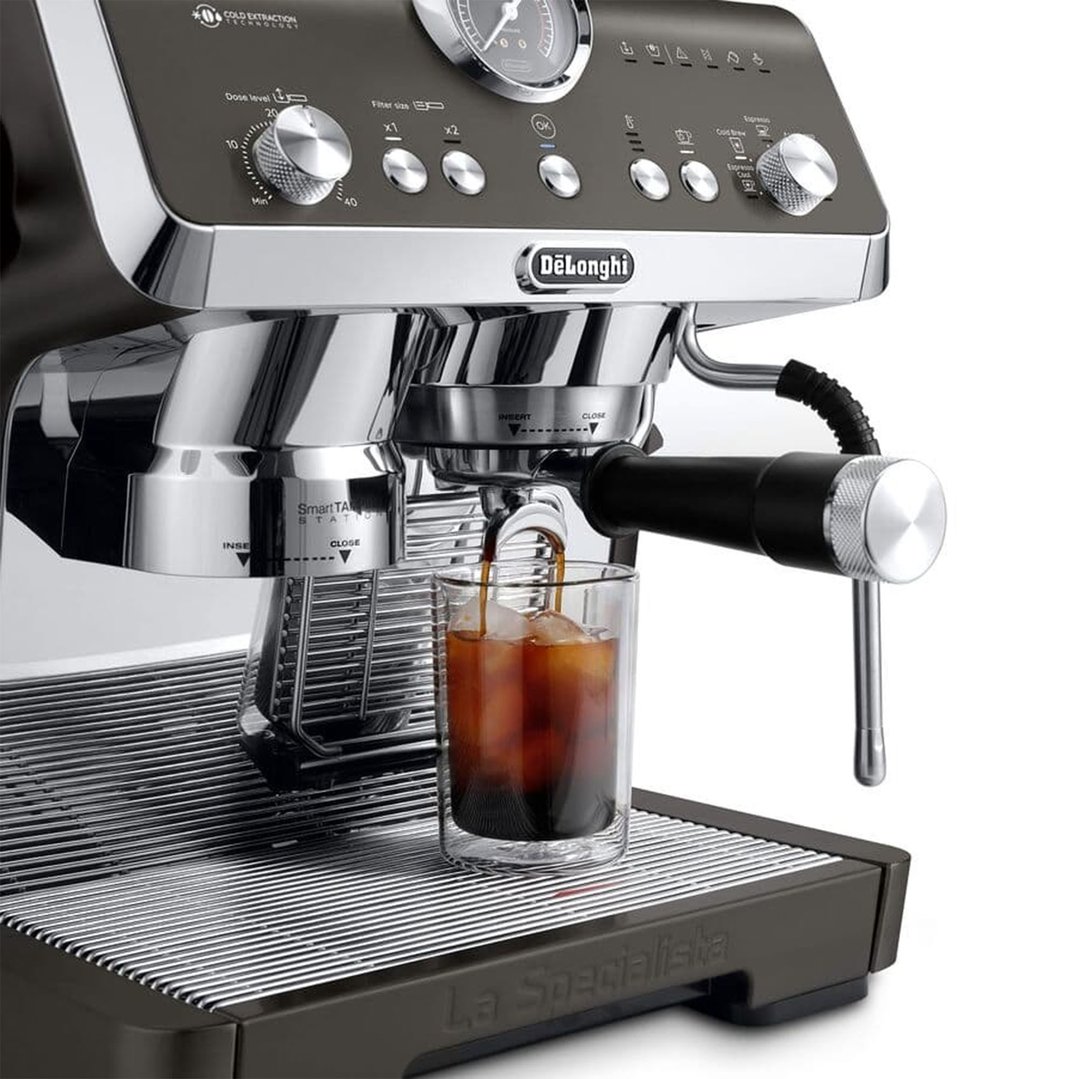 Delonghi La Specialista Opera Manual Coffee Machine - Black EC9555BK