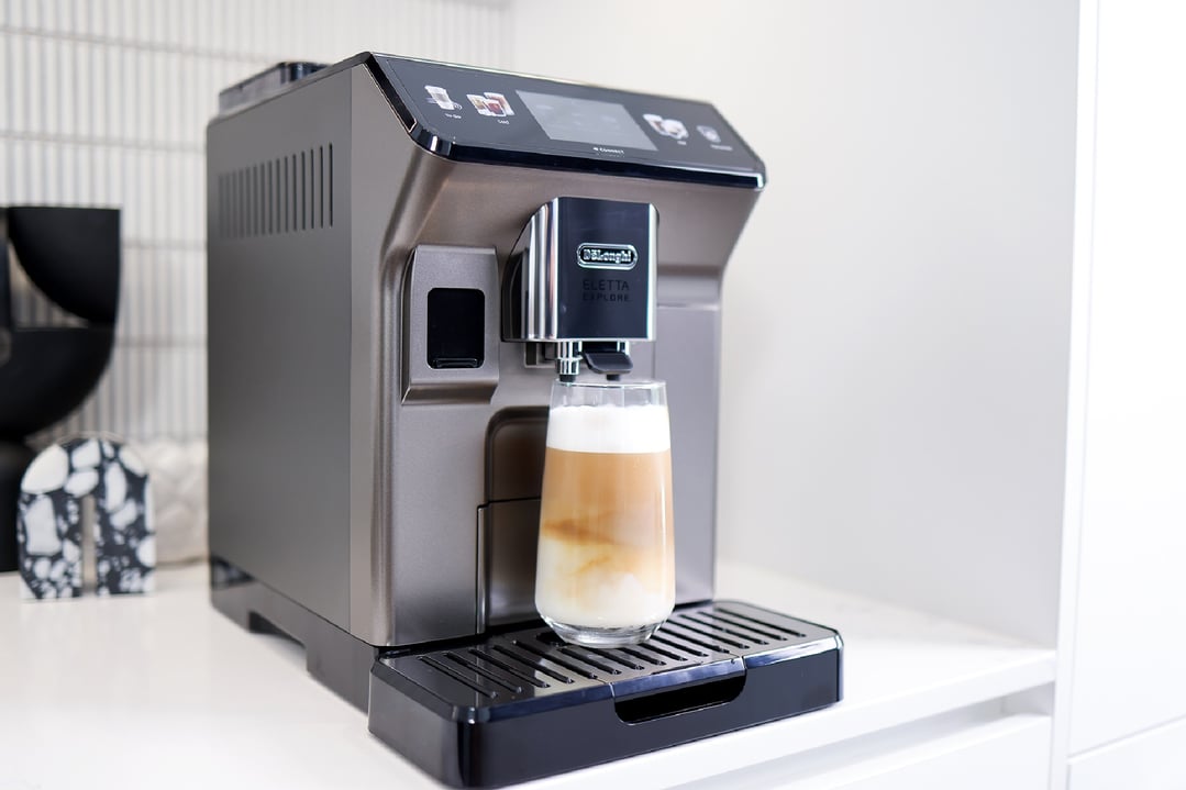 Delonghi Eletta Explore with Cold Brew Fully Automatic Coffee Machine ECAM45086T