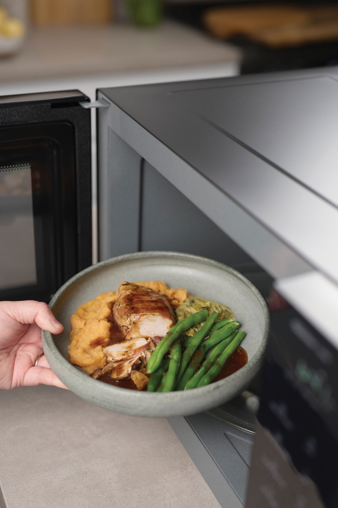 Panasonic 32L 1100W Black Inverter Microwave NN-ST66QBQPQ