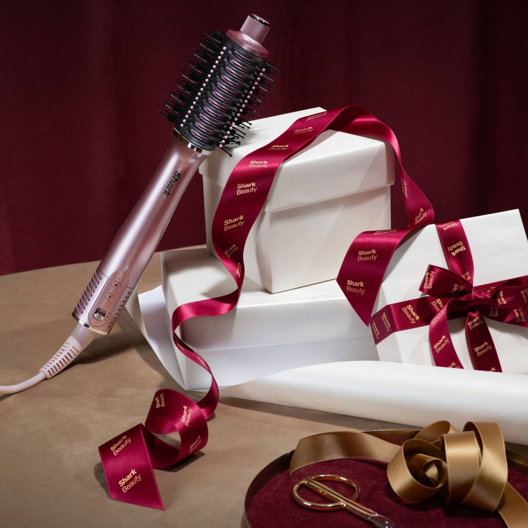 Shark Glossi 2-in-1 Hot Tool & Air Glosser with gift boxes and ribbon