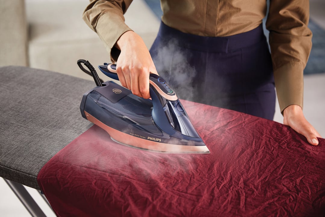Philips PerfectCare 8000 Series Steam Iron Navy DST8050/21